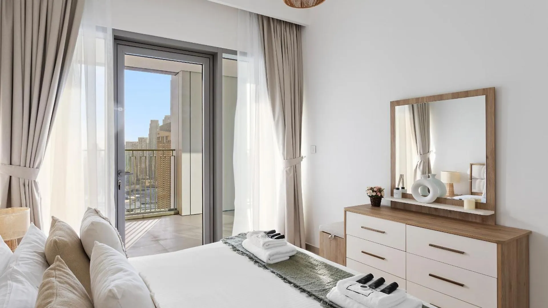Skyline 3Bdr Plus 1Guest Room With Burj Khalifa & Fountain View Dubai United Arab Emirates